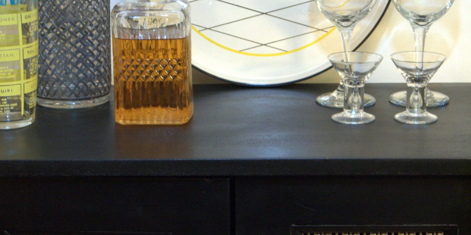 P1060224.RW2 Bar Cabinet