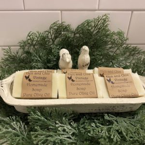 Homemade Soap - Pure Olive Oil - Made with organic ingredients. No Artificial Colors Dyes. Cold Process. Hand, Body, Treat Yourself